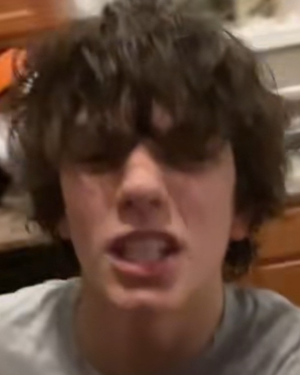 Diaper teen Piss boy Profile Picture